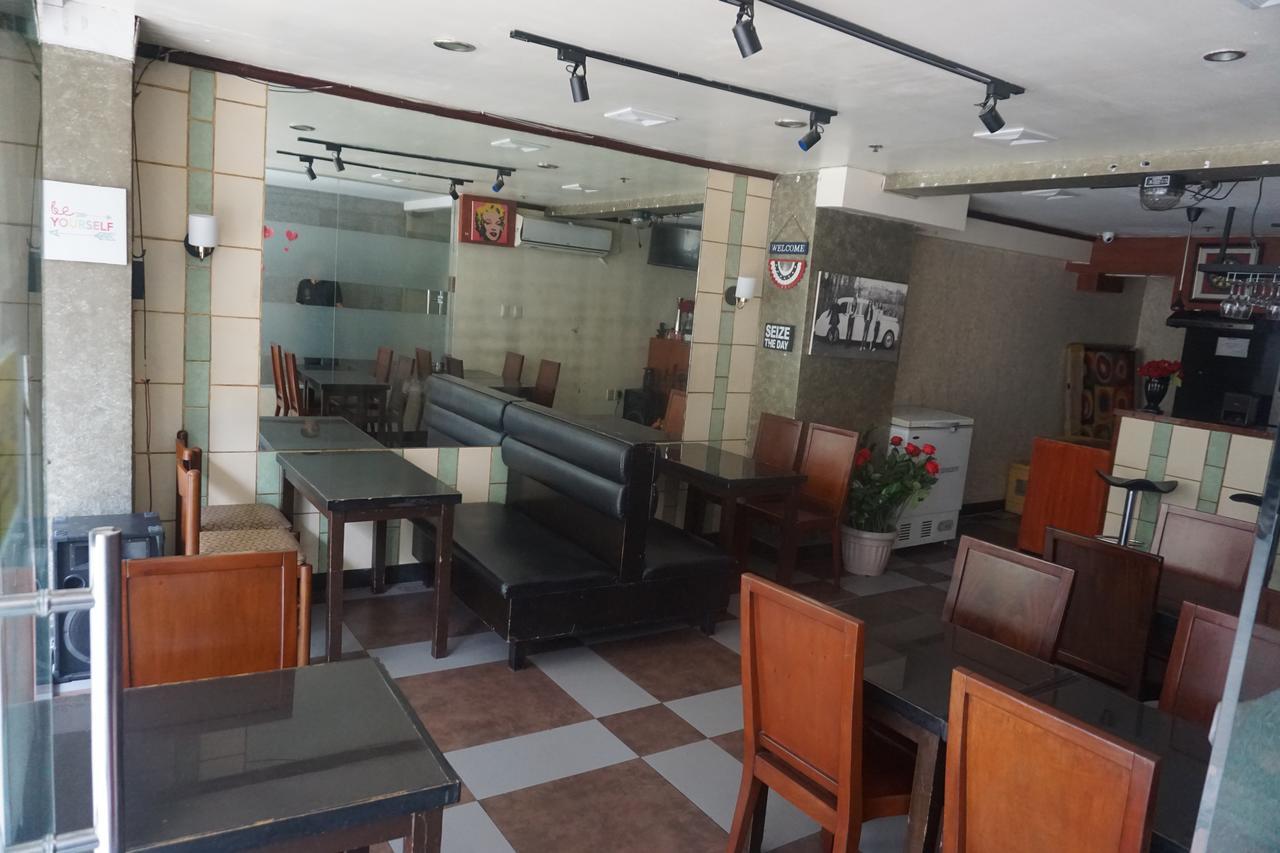 The Shila Philla Hotel Makati City Exterior photo