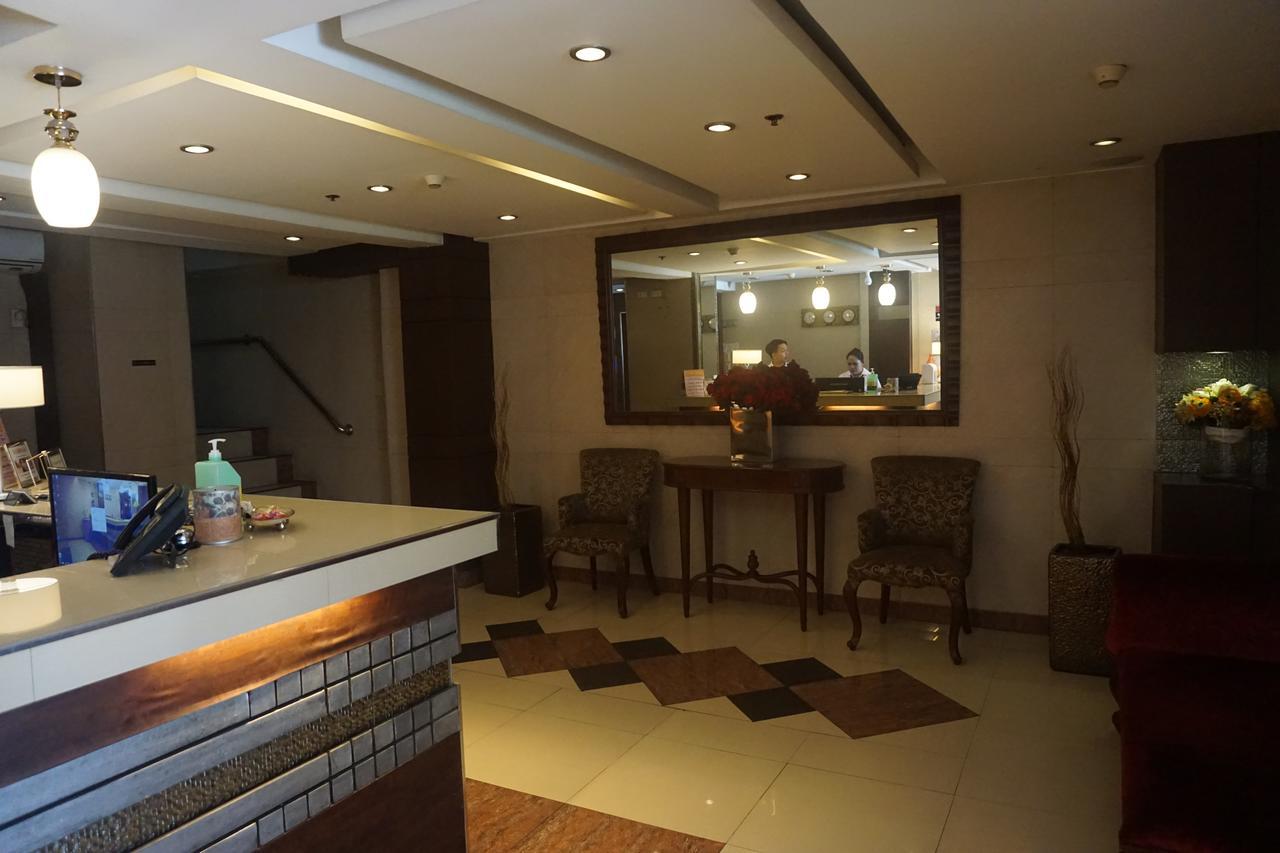 The Shila Philla Hotel Makati City Exterior photo